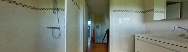 Bekijk 360° foto van Badkamer van Hooiland 79