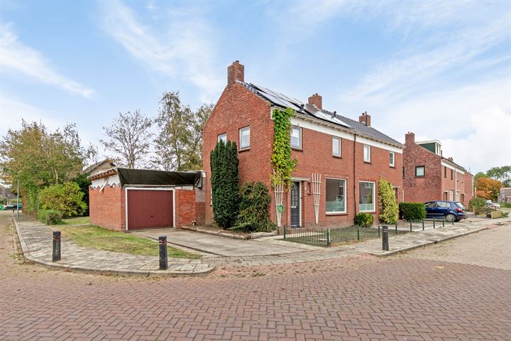 Bekijk foto 31 van Spoorstraat 20