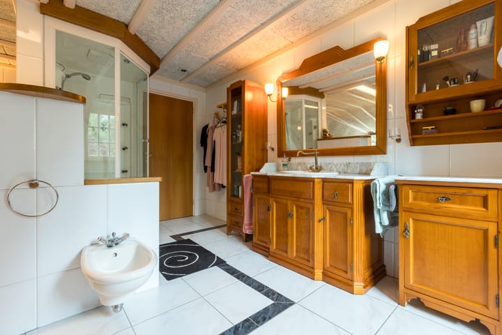 Photo 16 of Surinameweg 11