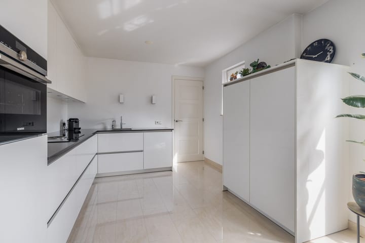 Foto 3 van Molièrelaan 62