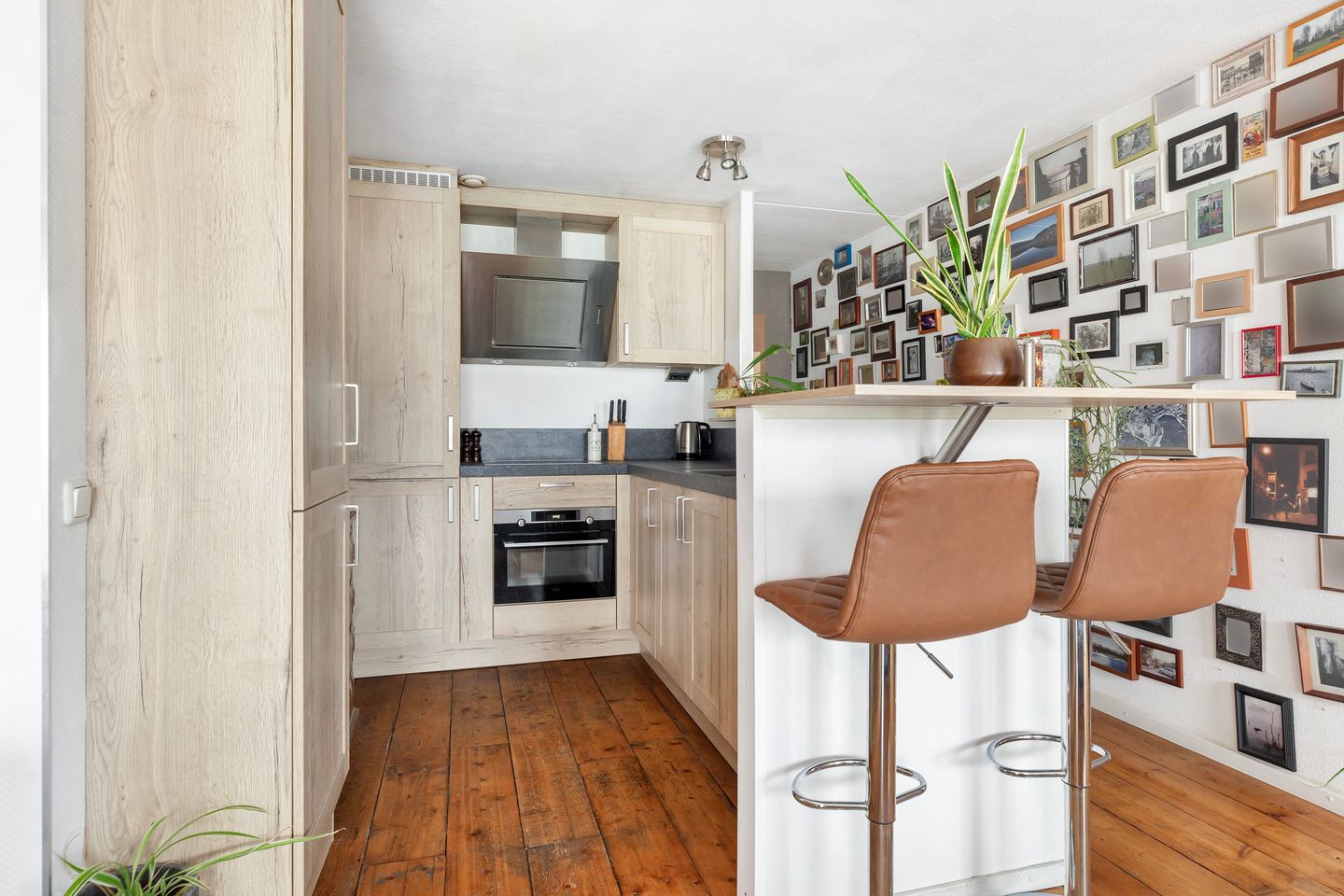 Photo 4 of Weena 17-B