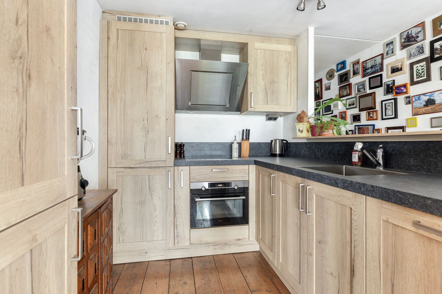 Photo 20 of Weena 17-B