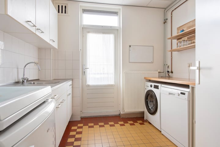 Foto 10 van Paramaribostraat 12