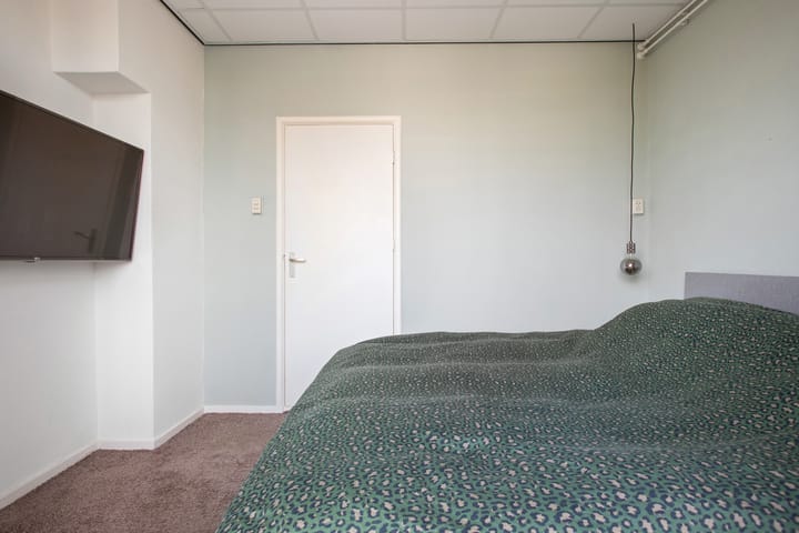 Foto 14 van Paramaribostraat 12