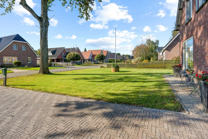 View photo 40 of Veenhoeksweg 18