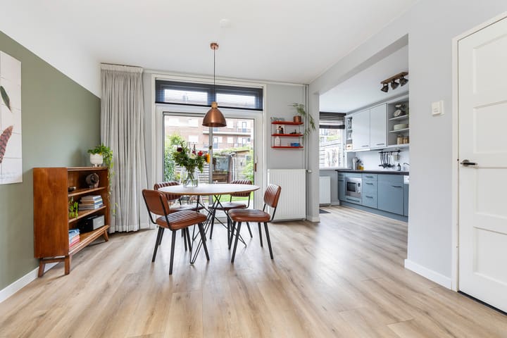 Foto 3 van Johan van Oldenbarneveltstraat 11