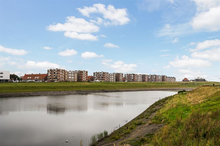 Bekijk foto 28 van Tramstraat 72