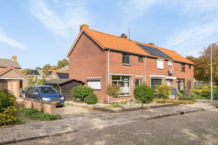 Foto 1 van Prins Bernhardstraat 6