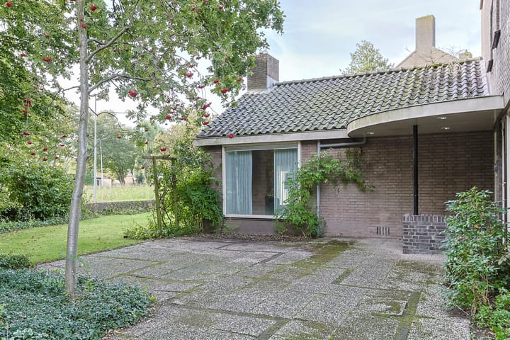 Foto 7 van Van Diepeningenlaan 1