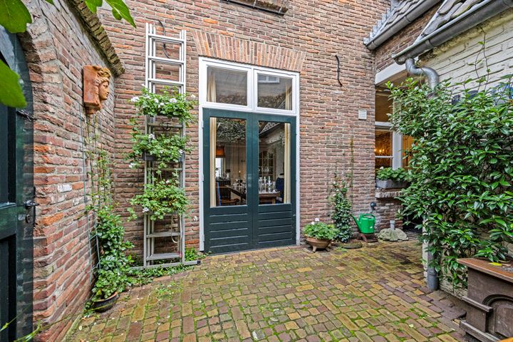 Bekijk foto 44 van Winkelstraat 2