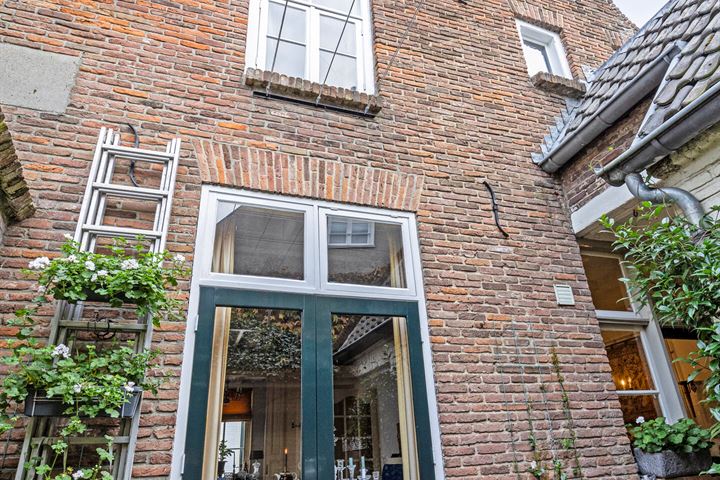 Bekijk foto 46 van Winkelstraat 2