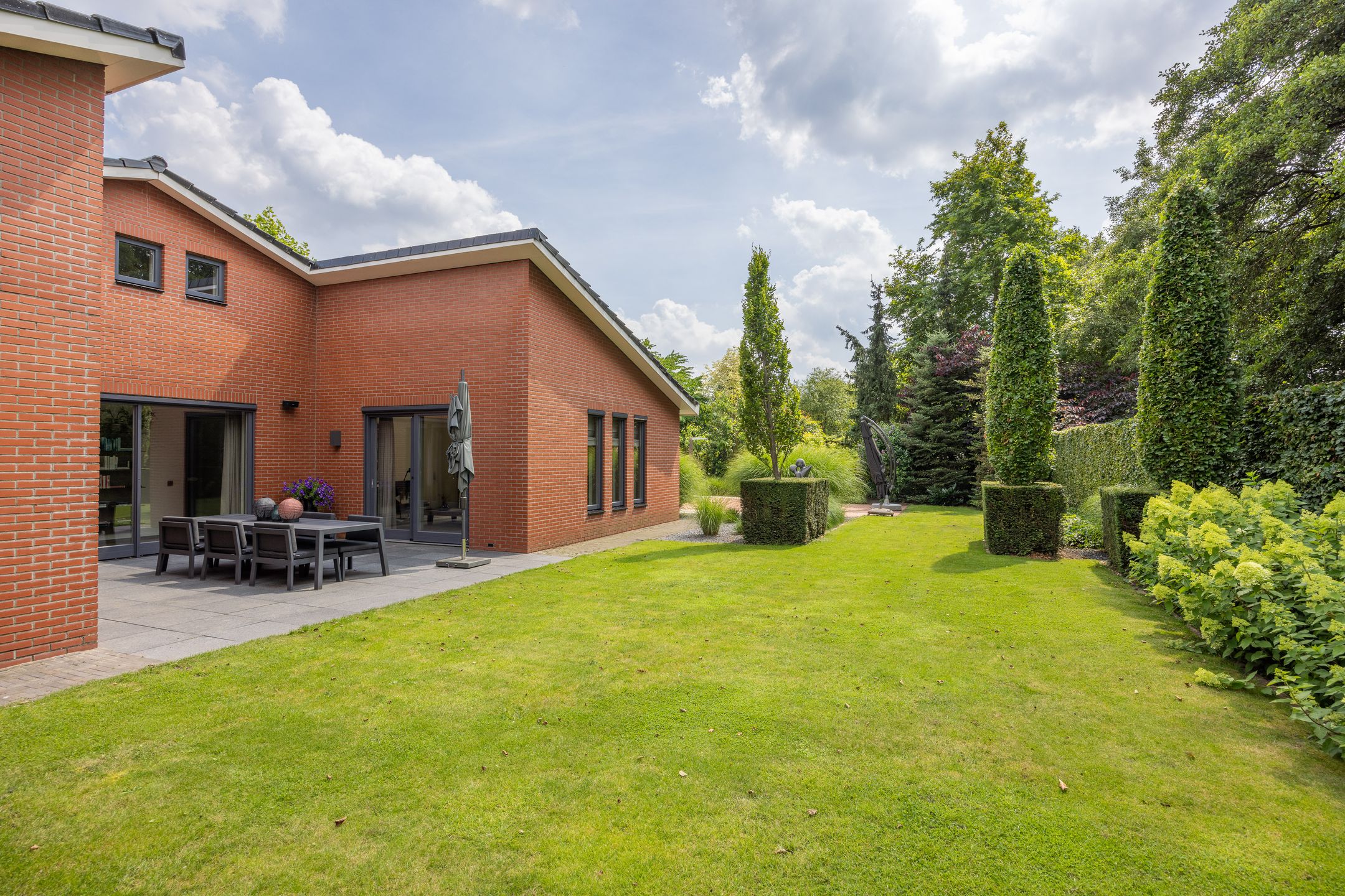 Foto 6 van Rietveldhof 9