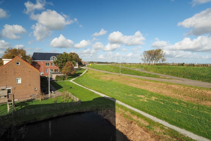 Bekijk foto 42 van Taeke van der Meerstraat 37-A