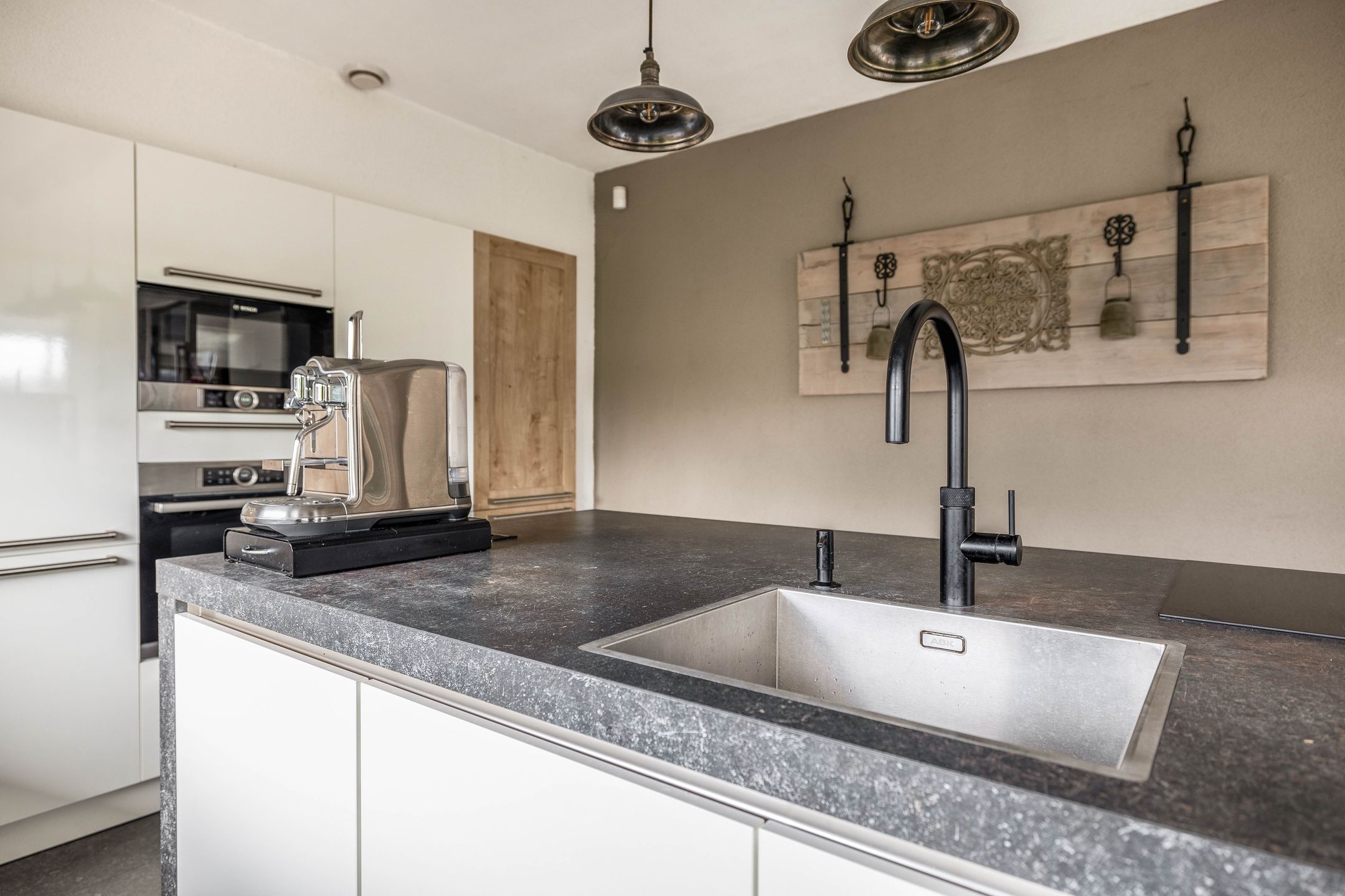 Foto 18 van Nienoordlaan 44