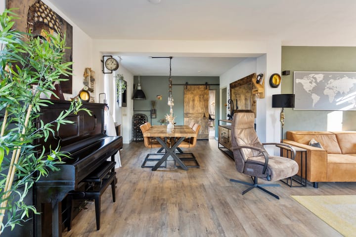 Foto 2 van Laaghalerstraat 28