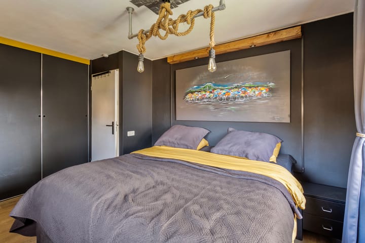 Foto 19 van Laaghalerstraat 28