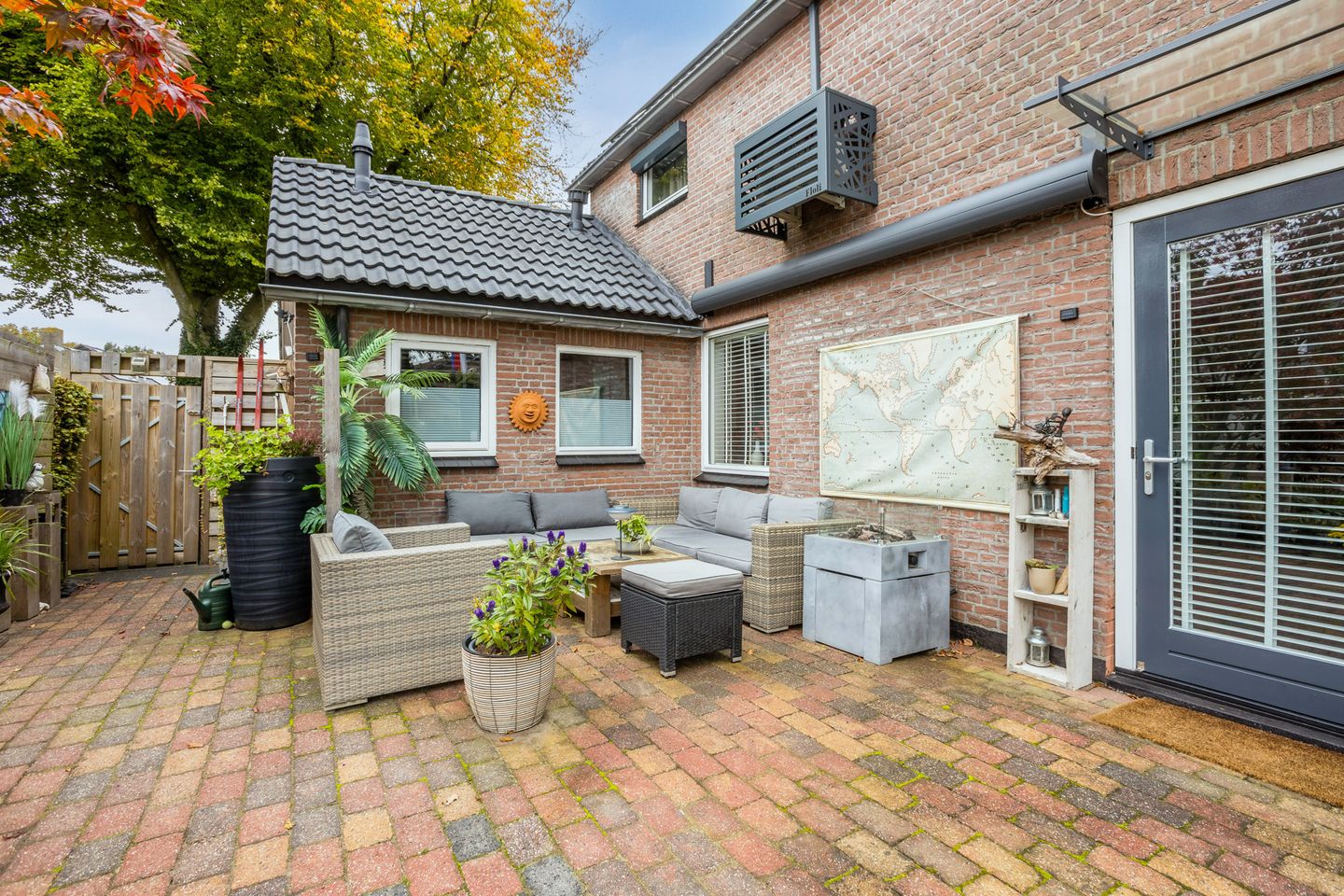 Foto 29 van Laaghalerstraat 28