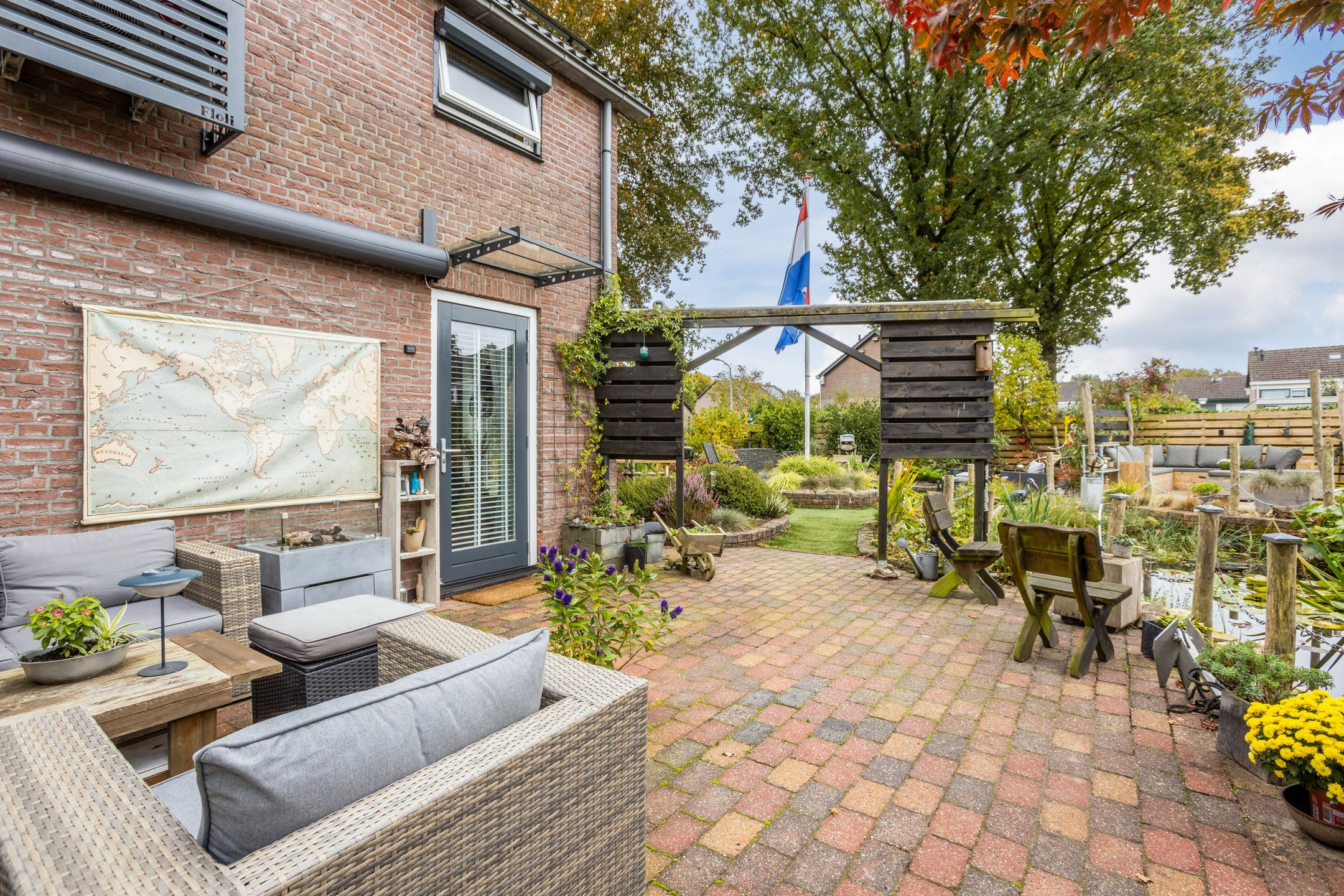 Foto 30 van Laaghalerstraat 28