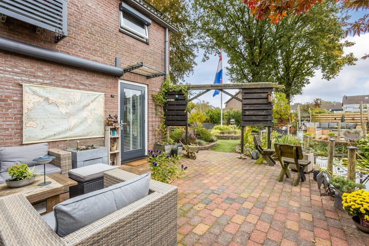 Foto 30 van Laaghalerstraat 28