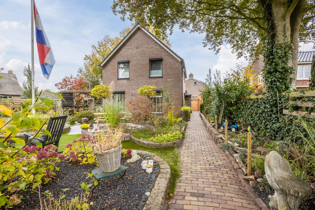 Foto 31 van Laaghalerstraat 28