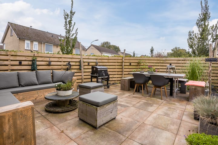 Foto 38 van Laaghalerstraat 28