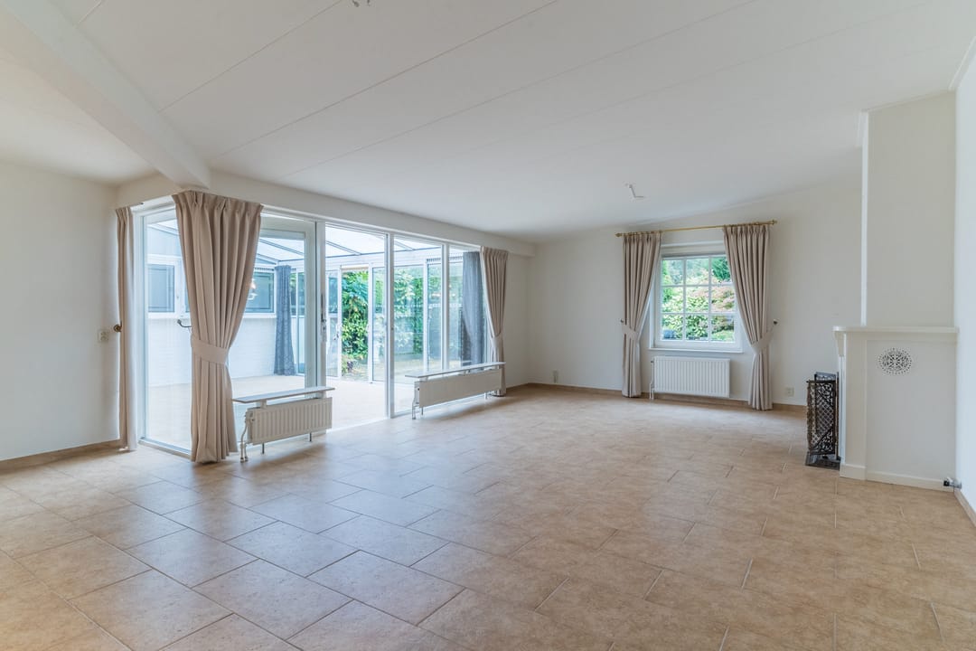 Photo 2 of W.J. Bladergroenstraat 56