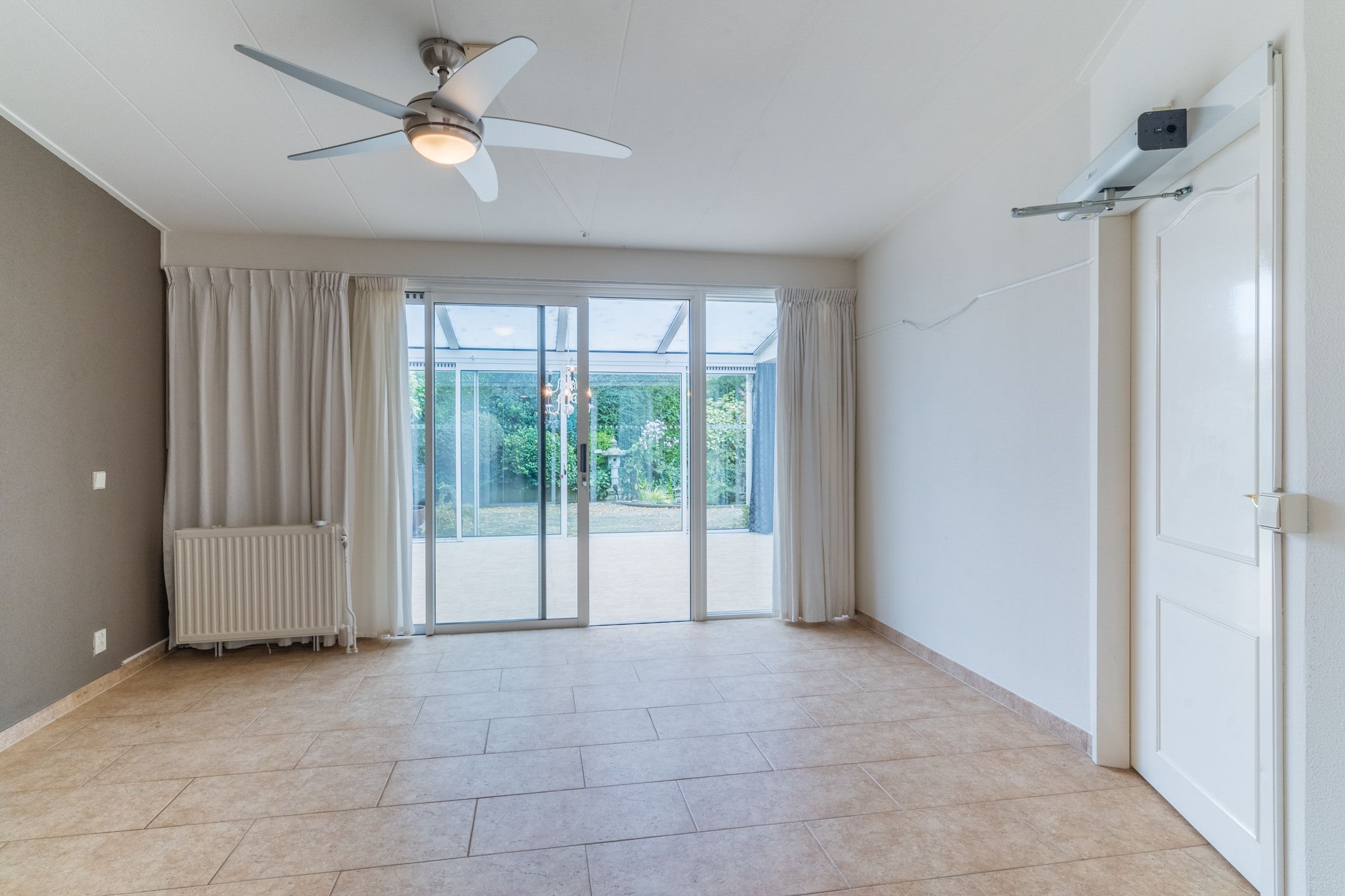 Photo 21 of W.J. Bladergroenstraat 56