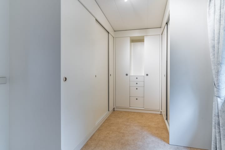 Photo 26 of W.J. Bladergroenstraat 56