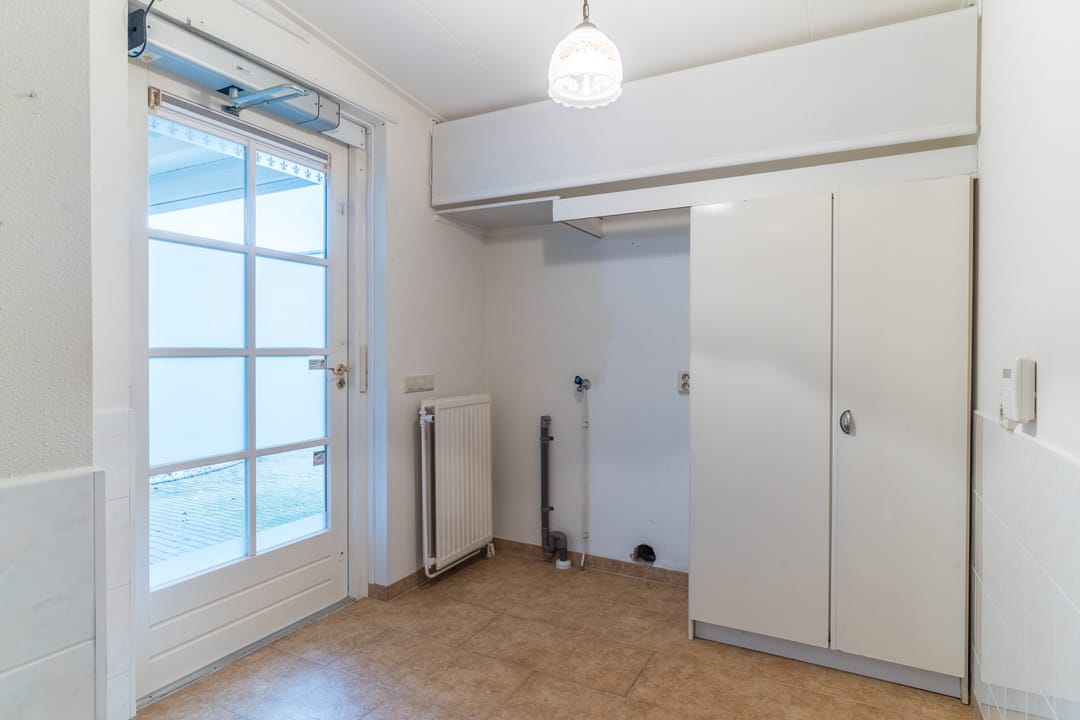 Photo 28 of W.J. Bladergroenstraat 56