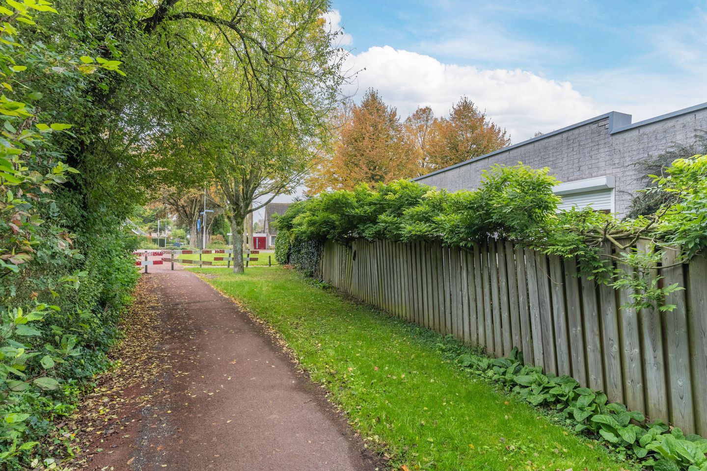 Photo 34 of W.J. Bladergroenstraat 56