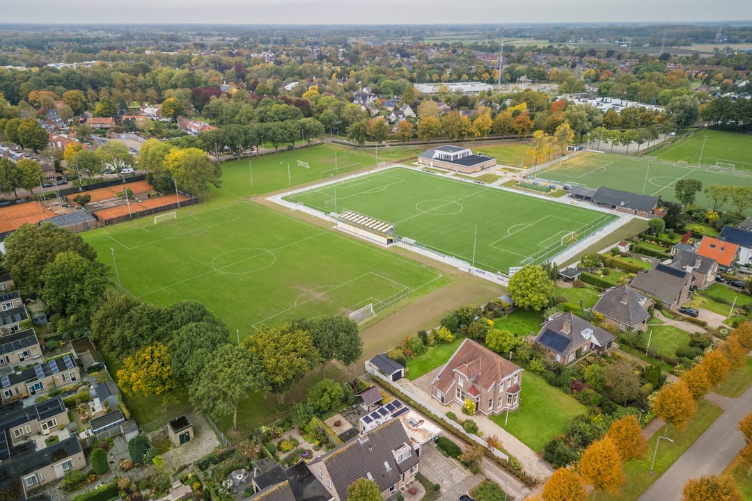 Photo 37 of W.J. Bladergroenstraat 56