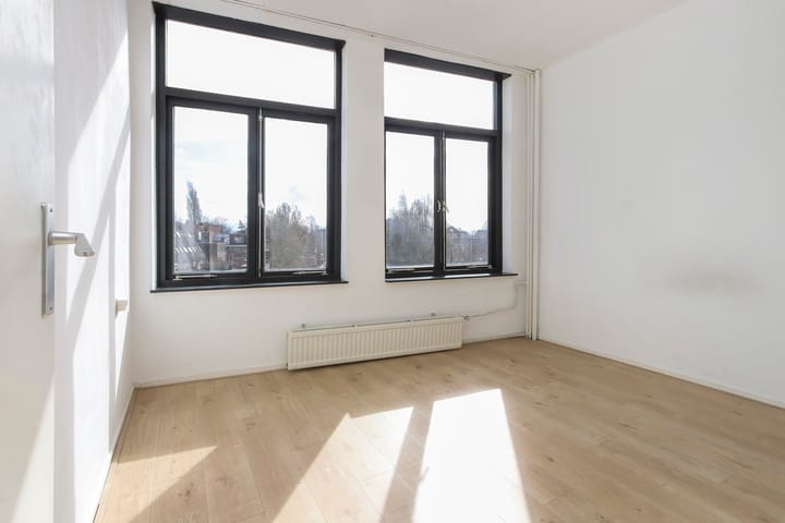 Foto 10 van Kromhout 150