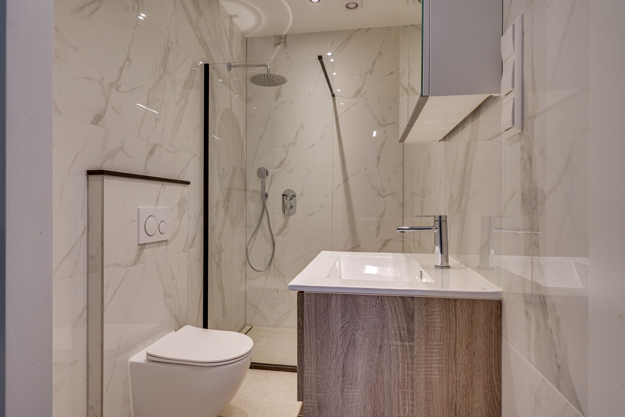 Photo 3 of Middellaan 5-B