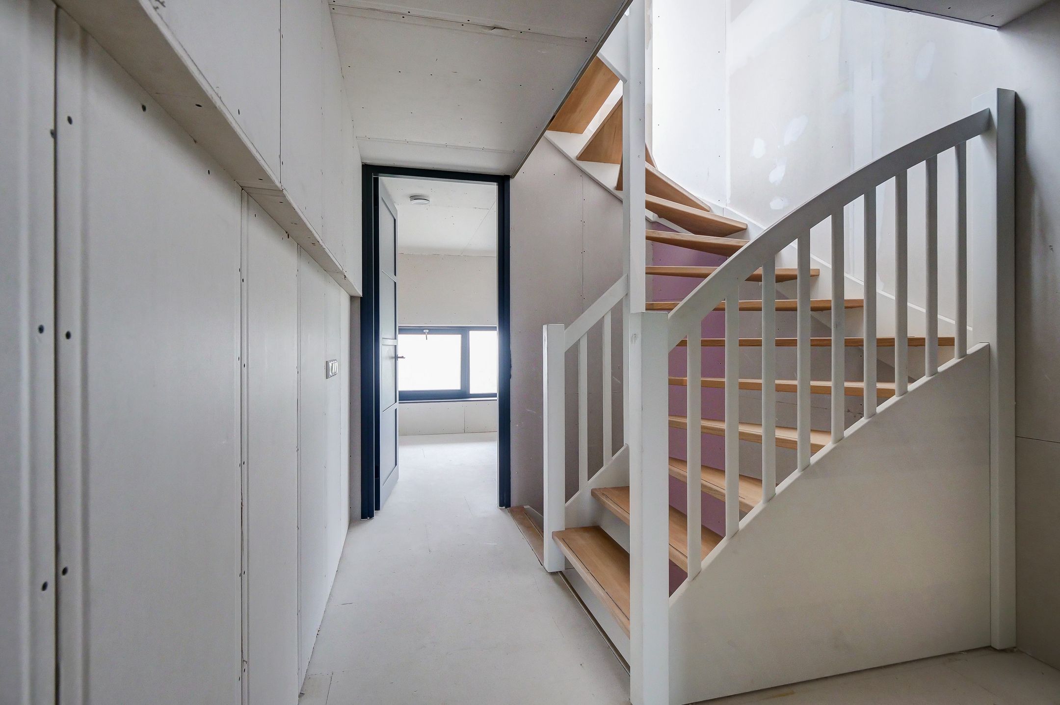 Foto 15 van Middenweg 172-G