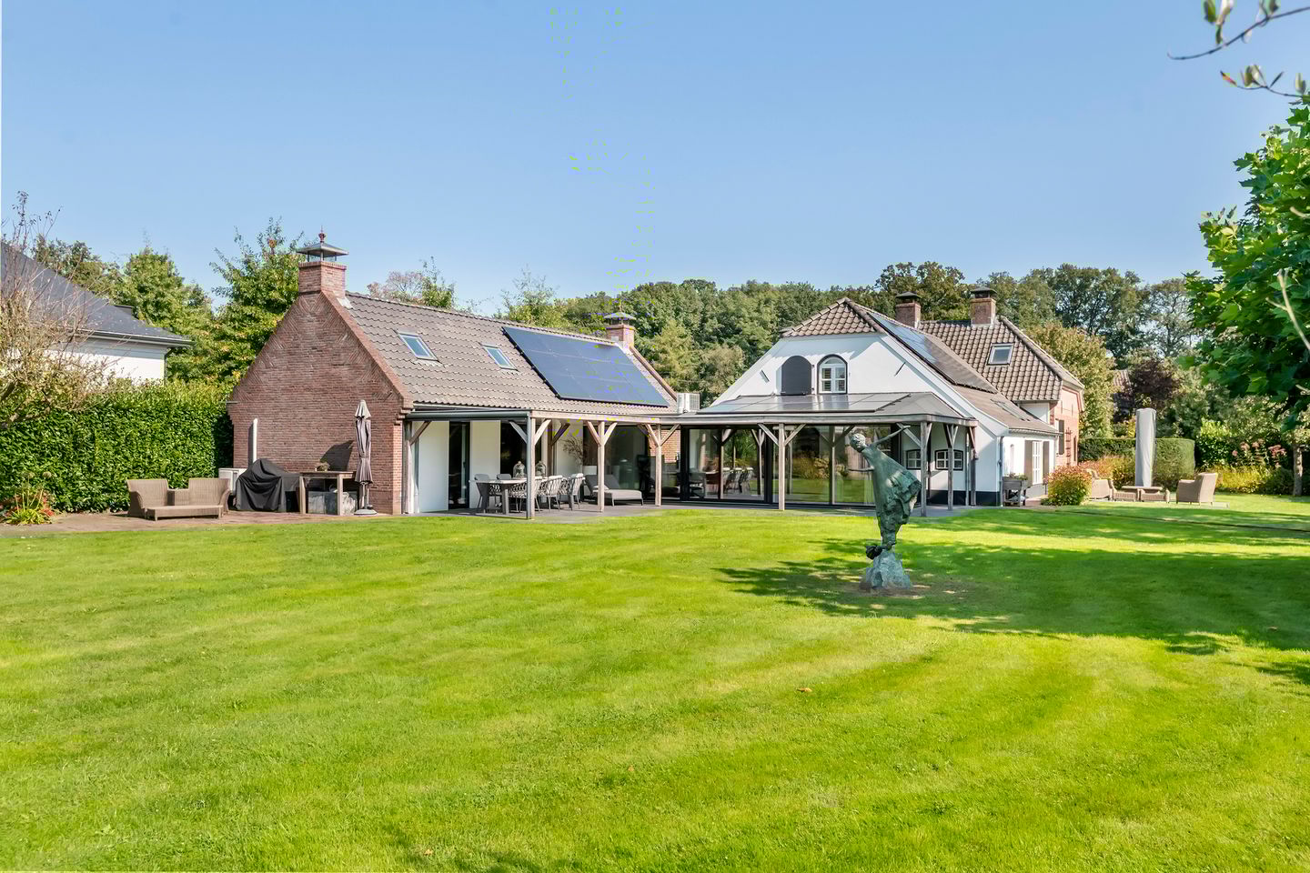 Foto 1 van Grotestraat 1