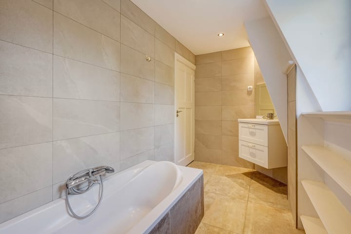 Foto 35 van Julialaantje 54