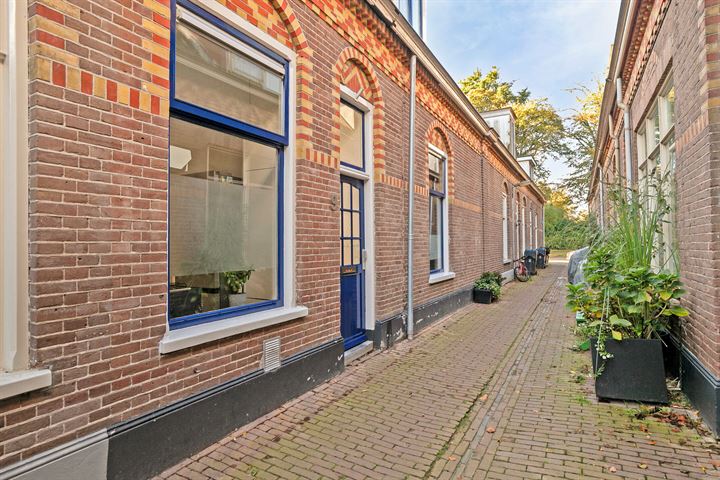 Bekijk foto 1 van Spuistraat 9