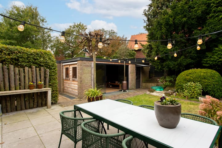 Foto 19 van Van Bergenlaan 4