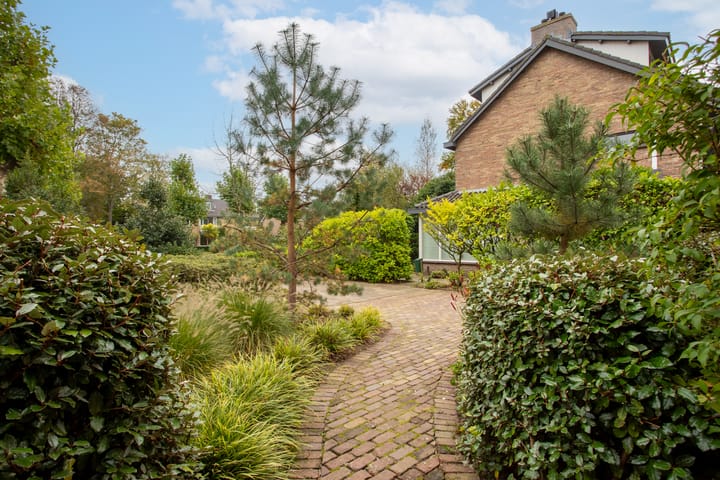 Foto 50 van Van Bergenlaan 4