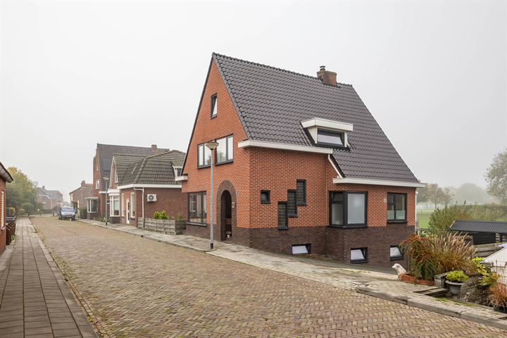 View photo 72 of Houwerdastraat 15