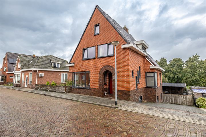 View photo 74 of Houwerdastraat 15