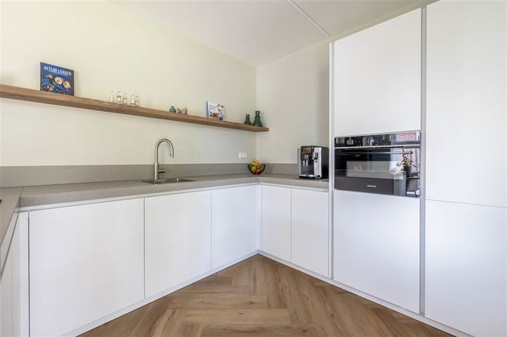 Foto 25 van J. Kammingastraat 12