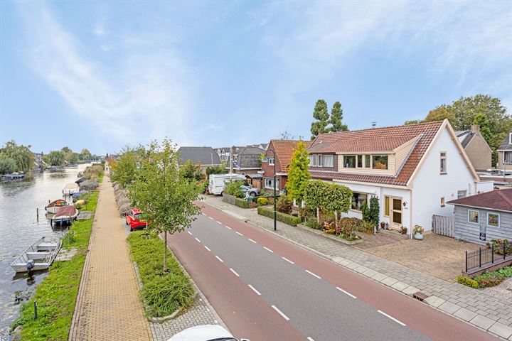 View photo 2 of Raadhuisweg 115