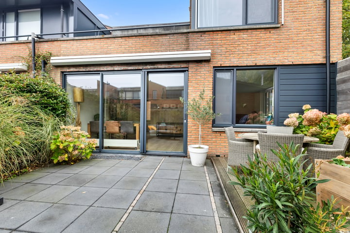 View photo 56 of Hugo Poortmanstraat 28