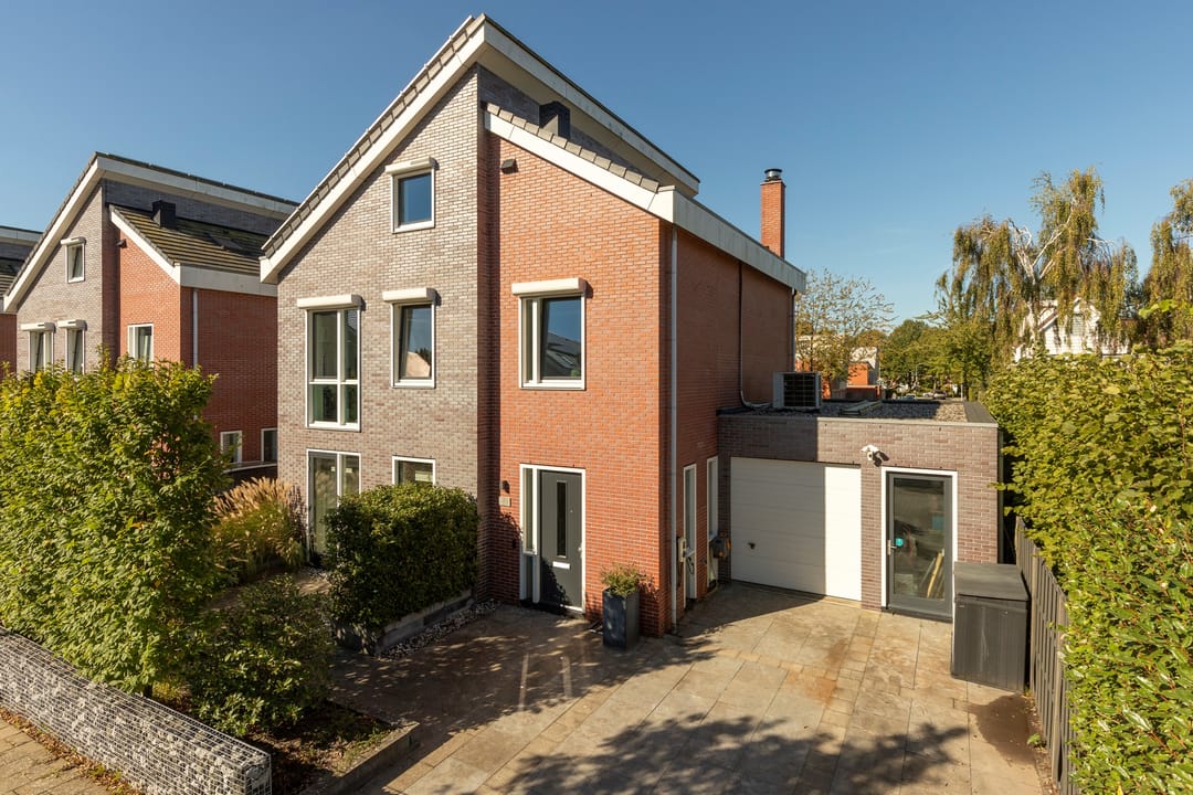 House for sale Klaasje BogaardSlingerhof 20 2135 SM Hoofddorp [funda]