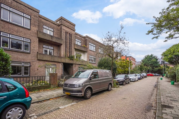 Bekijk foto 32 van Mesdagstraat 98