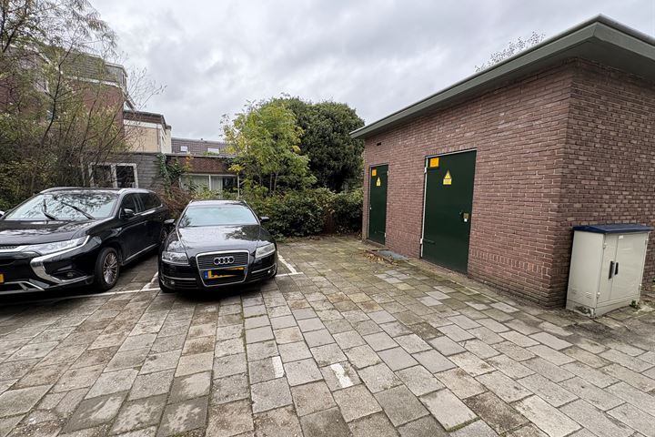 Bekijk foto van Havikstraat parkeerplaats 5 0 ong