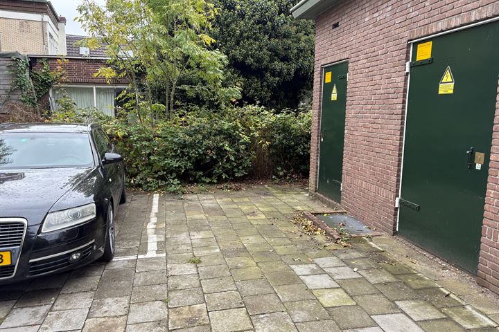 Bekijk foto 2 van Havikstraat parkeerplaats 5