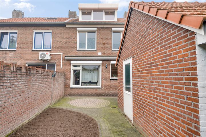 Bekijk foto 2 van Kesselstraat 6