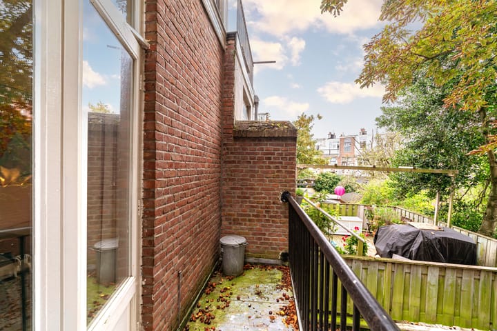 Photo 35 of Fultonstraat 169